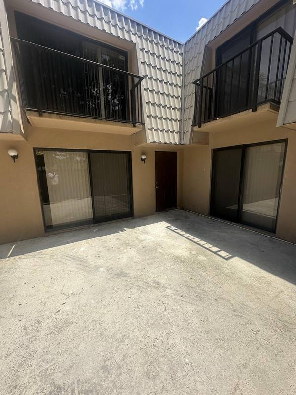 5834 58th WAY, West Palm Beach, FL 33409