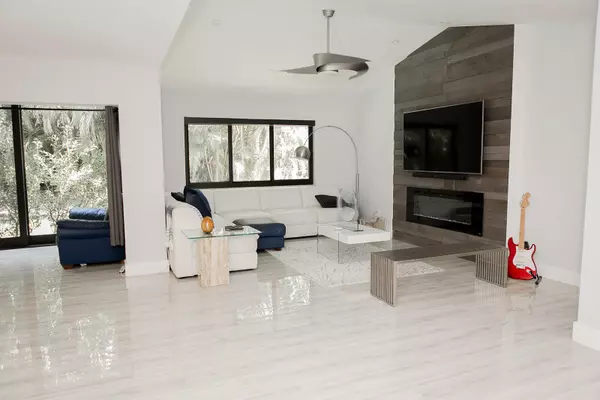 5700 Coach House CIR D, Boca Raton, FL 33486