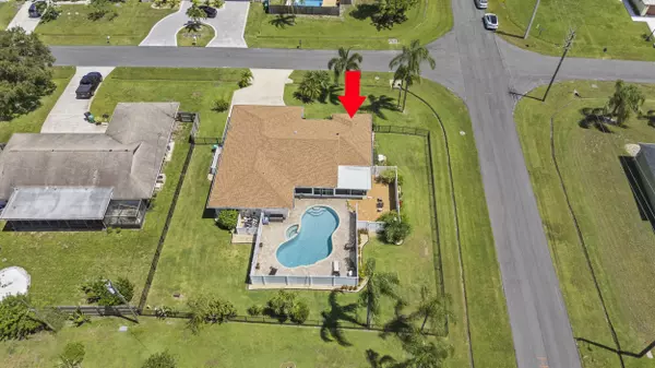 Port Saint Lucie, FL 34983,601 SE Karrigan Terrace TER