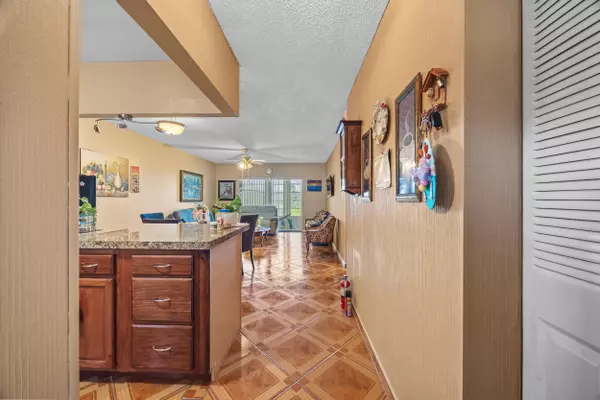 Lauderdale Lakes, FL 33319,3405 NW 48 AVE 514