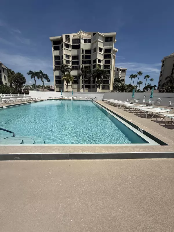Fort Pierce, FL 34949,2400 S Ocean DR 2212