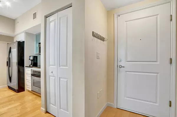 Delray Beach, FL 33444,235 NE 1st ST 404