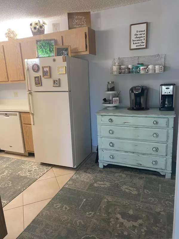 Greenacres, FL 33415,818 Sky Pine WAY E2