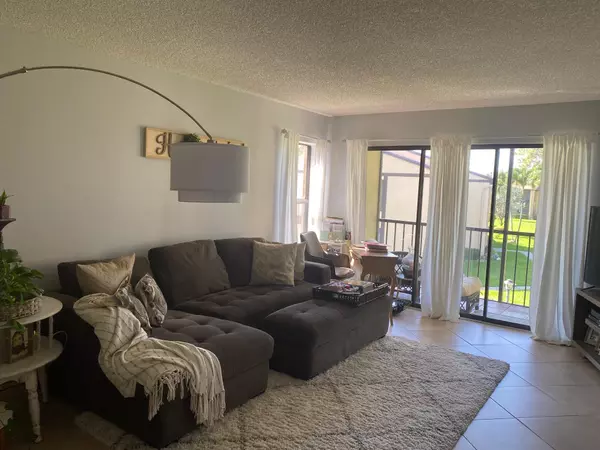 Greenacres, FL 33415,818 Sky Pine WAY E2