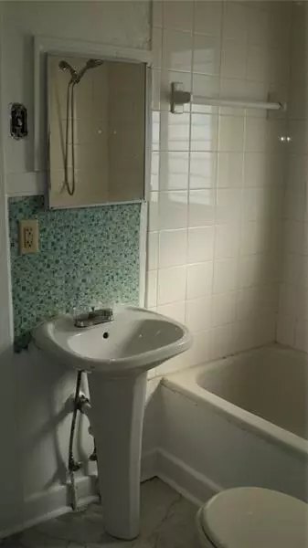 Lake Worth Beach, FL 33460,319 S M ST 1