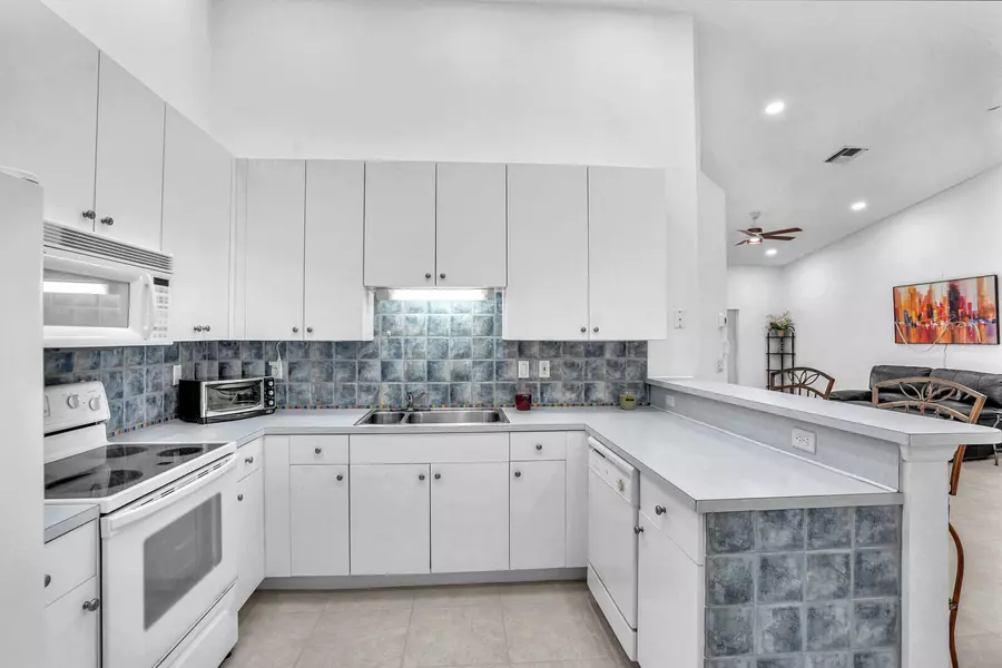 5062 N Toscana TRL, Boynton Beach, FL 33437