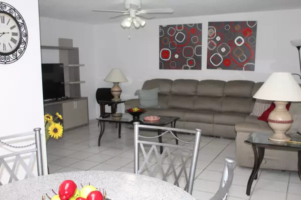 Delray Beach, FL 33484,485 Flanders K