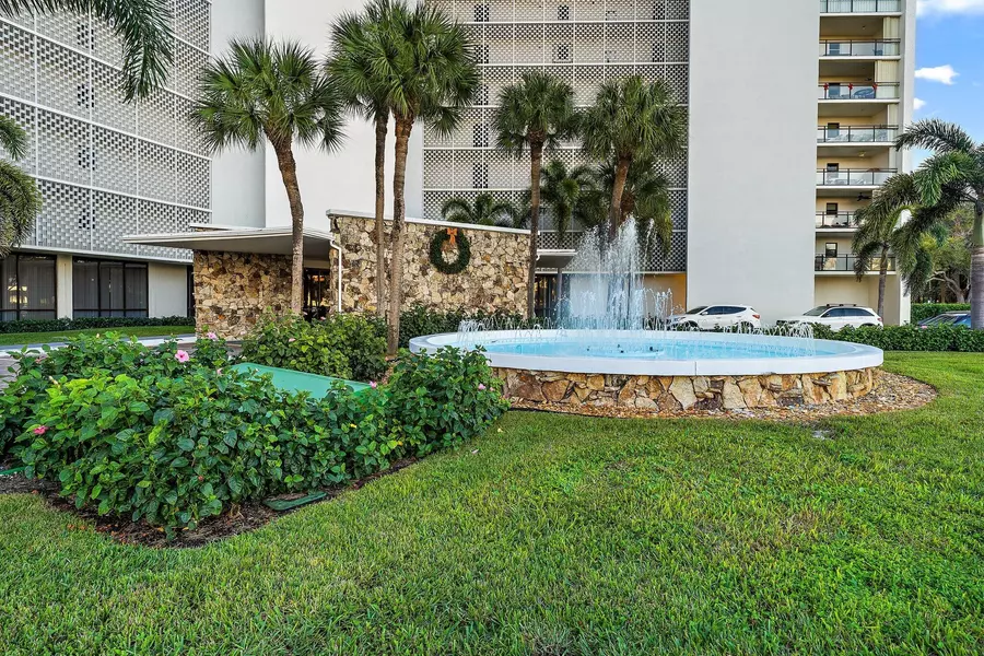 336 Golfview RD 719, North Palm Beach, FL 33408