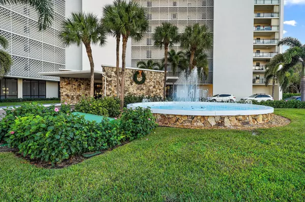 336 Golfview RD 719, North Palm Beach, FL 33408