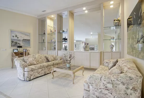 Port Saint Lucie, FL 34986,1246 NW Bentley CIR B