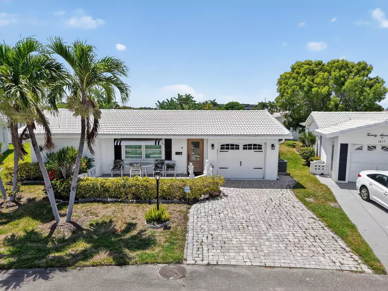 2019 Vastine DR, Boynton Beach, FL 33426