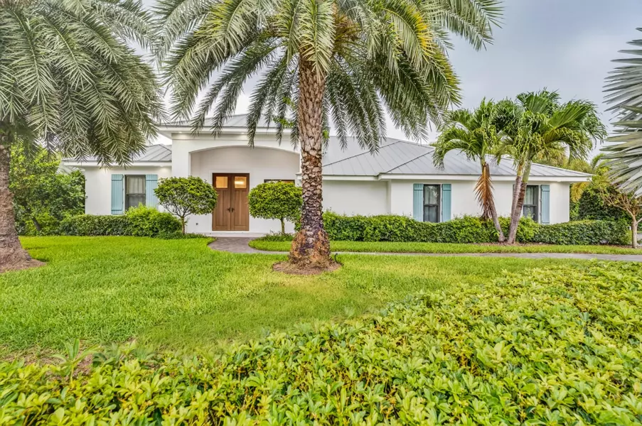 2160 Sanford CT, Vero Beach, FL 32963