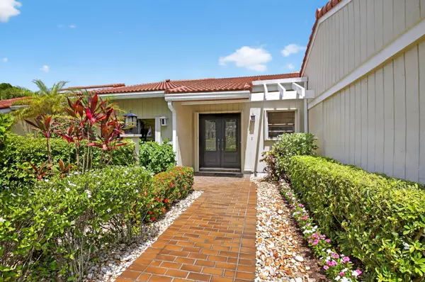 Boynton Beach, FL 33436,37 W Glens DR