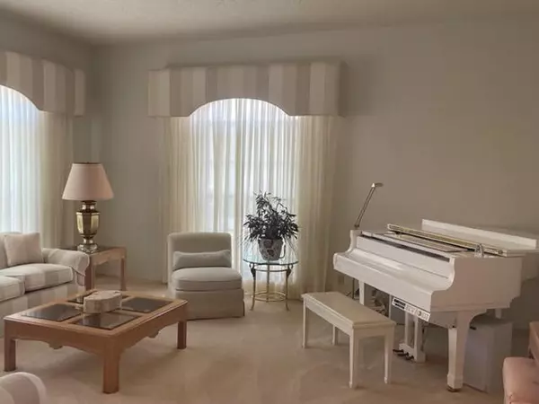 Palm Beach Gardens, FL 33410,13471 Miles Standish Prt