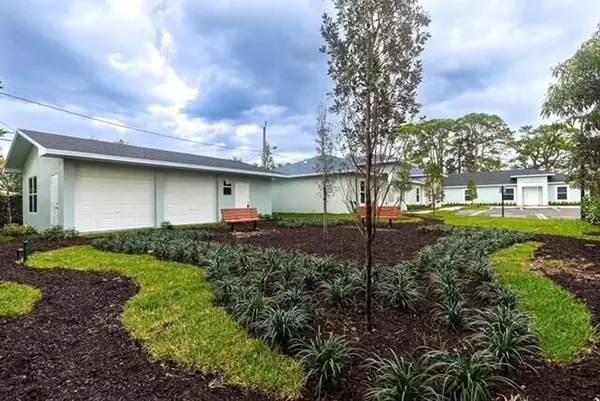 Palm Springs, FL 33461,3901 Gulfstream RD 7