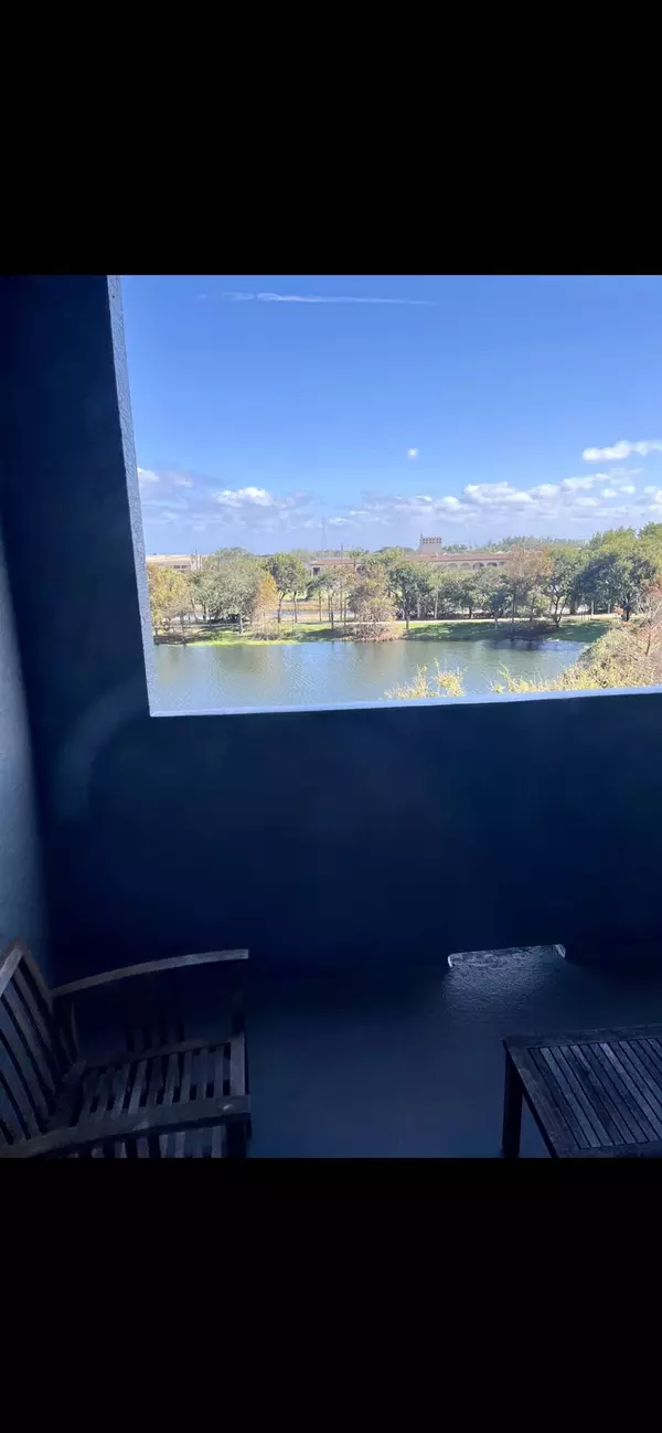 Boynton Beach, FL 33426,1660 Renaissance Commons BLVD 2415