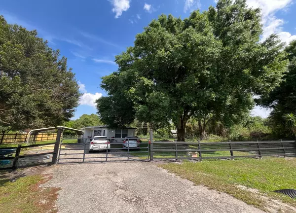 3704 NW 36th AVE, Okeechobee, FL 34972
