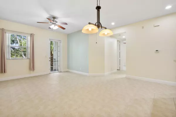 Port Saint Lucie, FL 34987,10560 SW Stephanie WAY 1-204