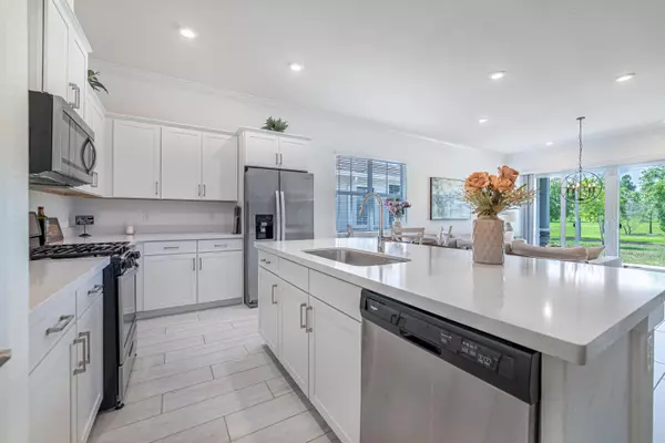 Loxahatchee, FL 33470,19534 Weathervane Way