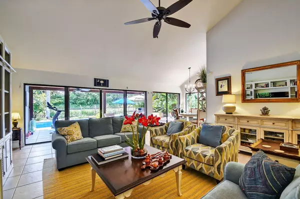 West Palm Beach, FL 33409,2535 Iroquois CIR