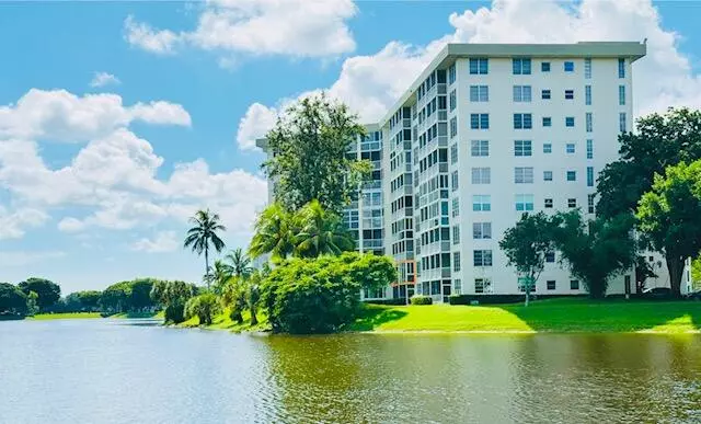 3051 N Course DR 807, Pompano Beach, FL 33069