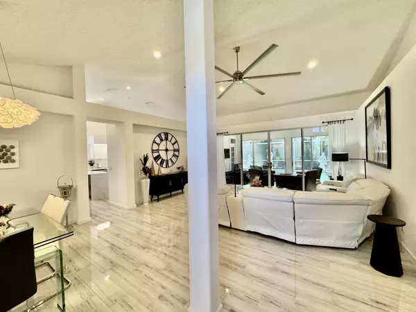 Boynton Beach, FL 33472,8561 Lawson CIR