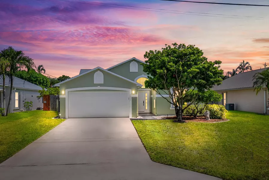 6213 Lauderdale ST, Jupiter, FL 33458