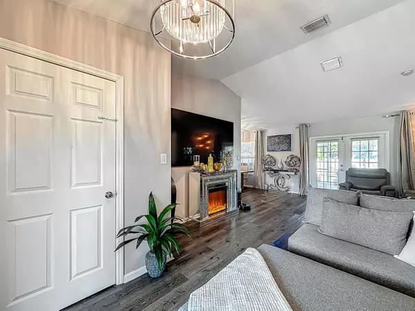 Port Saint Lucie, FL 34953,2602 SW Cameo BLVD