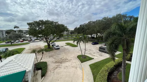 Boca Raton, FL 33433,6097 Balboa CIR 303