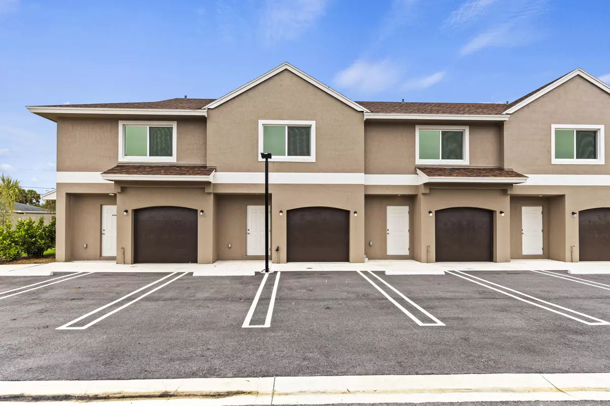 Port Saint Lucie, FL 34953,4498 SW Port Saint Lucie BLVD 4540