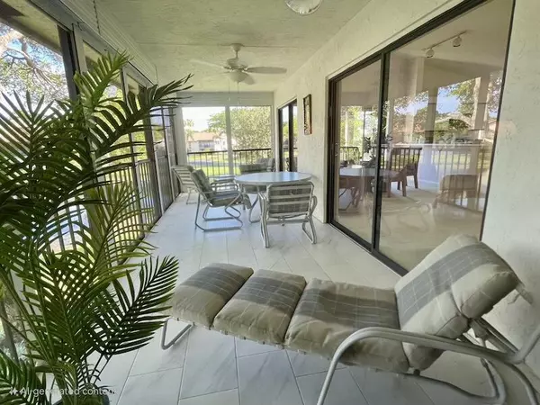 Boynton Beach, FL 33437,10656 Tropic Palm AVE 202