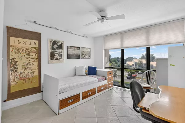 Boca Raton, FL 33434,1844 Bridgewood DR