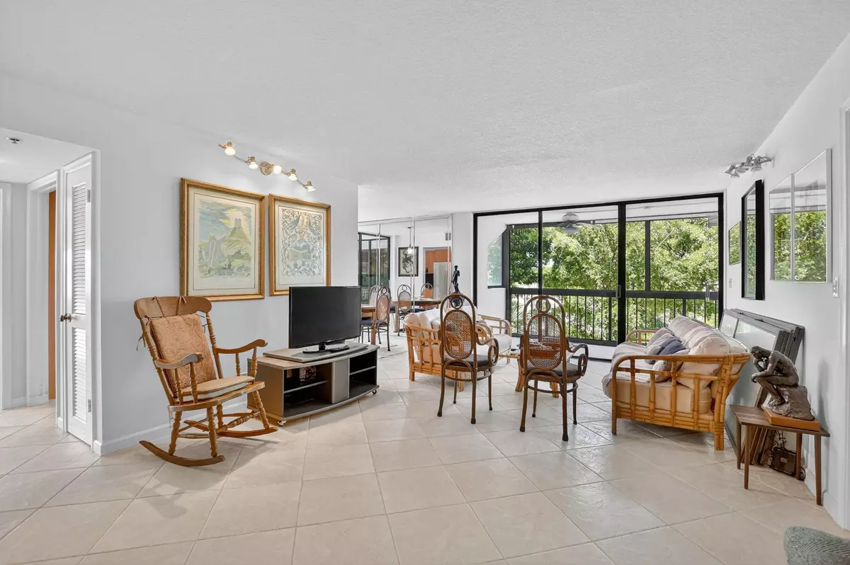 Boca Raton, FL 33434,1844 Bridgewood DR