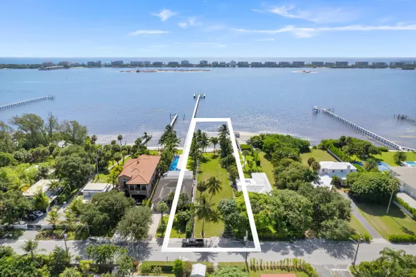 Lake Worth Beach, FL 33460,826 S Lakeside DR