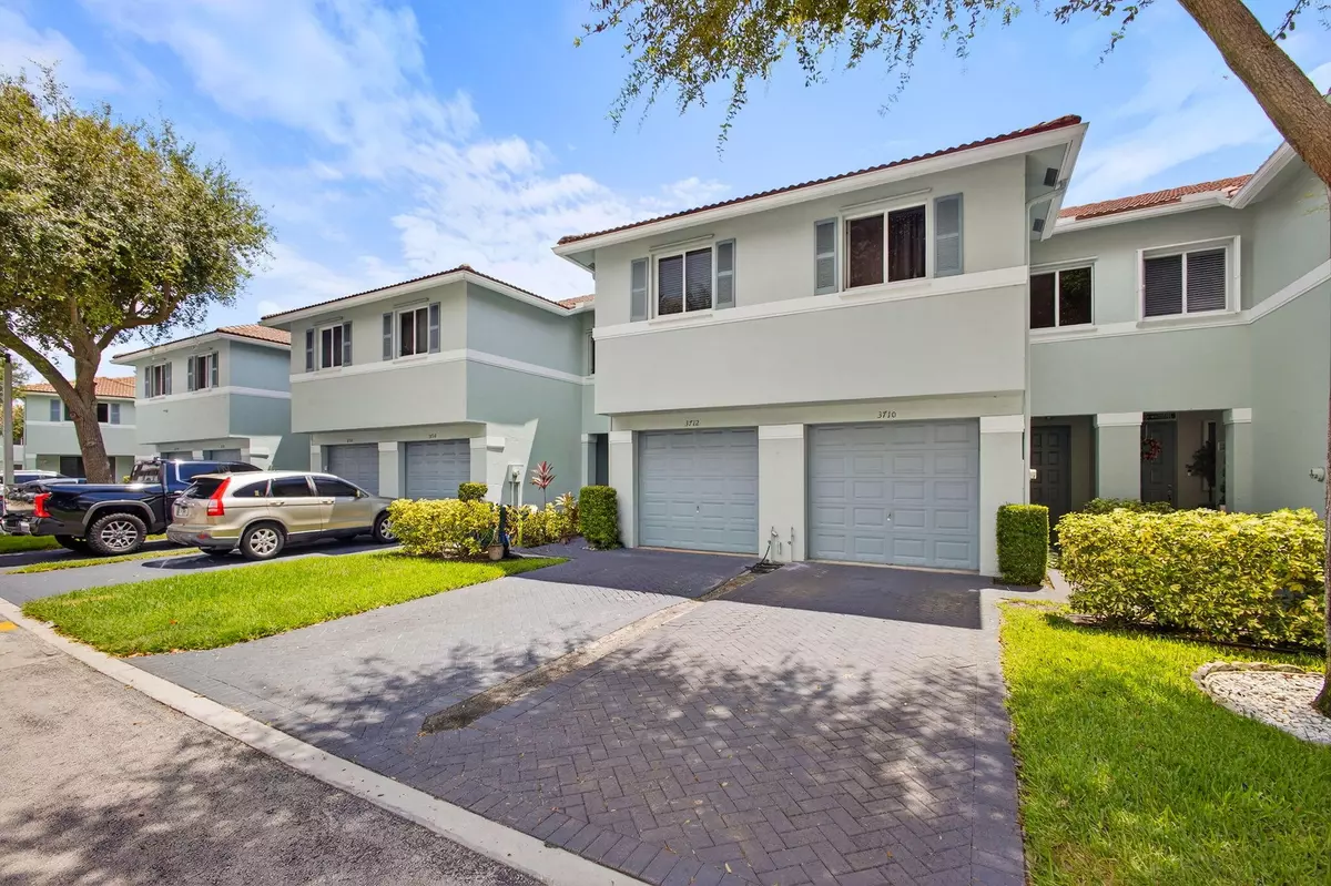 Riviera Beach, FL 33404,3712 Sonoma DR