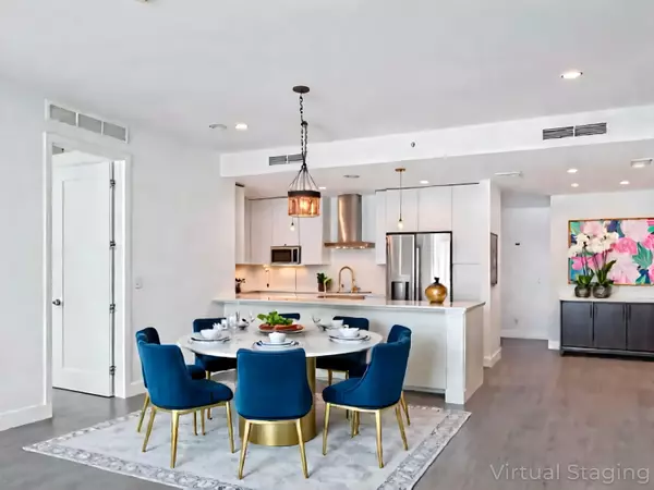 Lake Worth Beach, FL 33460,1 S Palmway 205