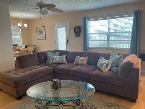 Delray Beach, FL 33484,470 Normandy J