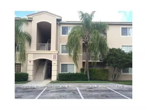 5011 Wiles RD 206, Coconut Creek, FL 33073