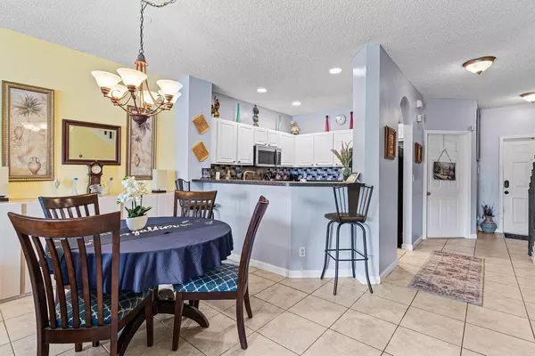 West Palm Beach, FL 33417,4842 W Palmbrooke CIR