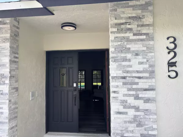 Wellington, FL 33414,325 Knotty Wood LN