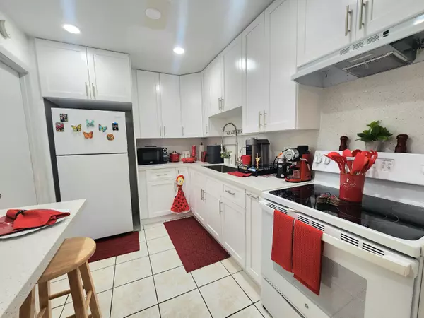 Lake Worth, FL 33467,7235 Pine Bluff DR