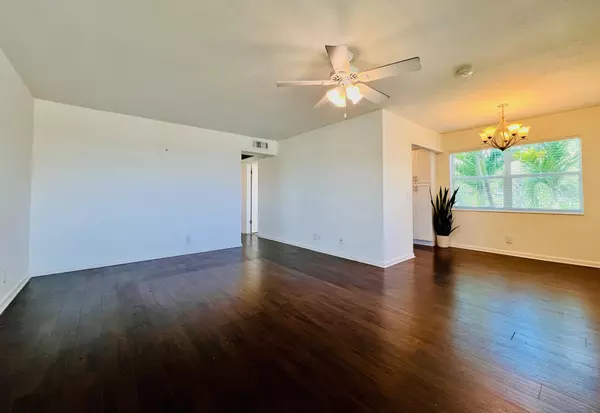West Palm Beach, FL 33417,200 Northampton J