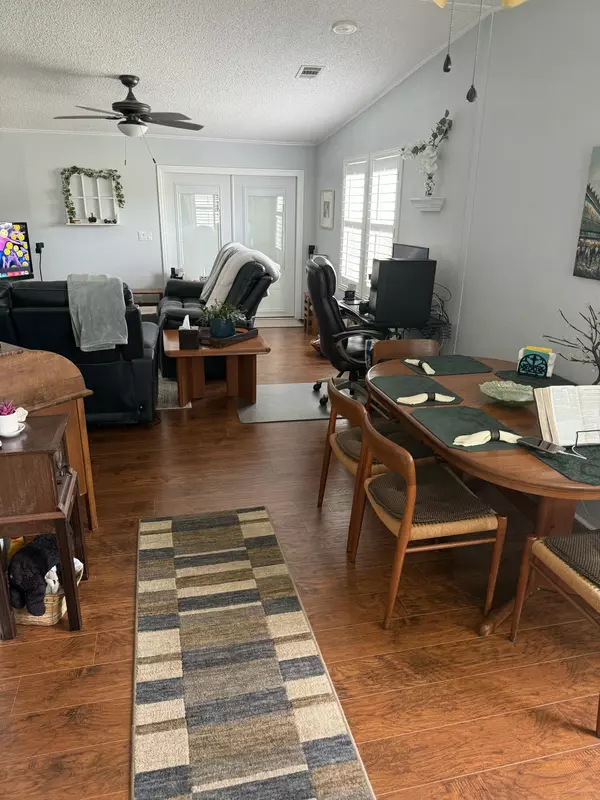 Fort Pierce, FL 34982,5680 Boca Chica CT