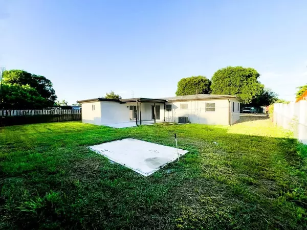 Lake Worth, FL 33461,3831 Engle RD