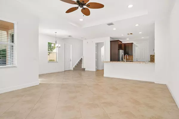 Palm Beach Gardens, FL 33418,4527 Cadiz CIR