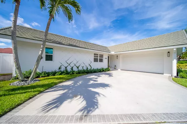 Palm Beach Gardens, FL 33410,2838 Bayonne DR