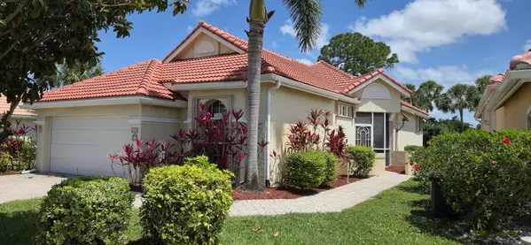 Port Saint Lucie, FL 34986,422 SW Horseshoe Bay