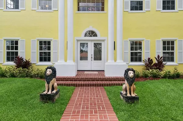 West Palm Beach, FL 33401,1920 Embassy DR