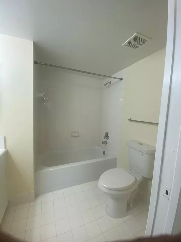 Lake Worth, FL 33463,7864 Sonoma Springs 203 CIR 203