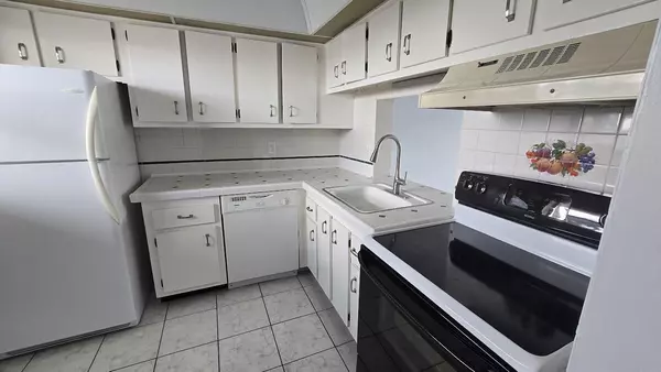 Lauderhill, FL 33313,2800 NW 56 AVE G406